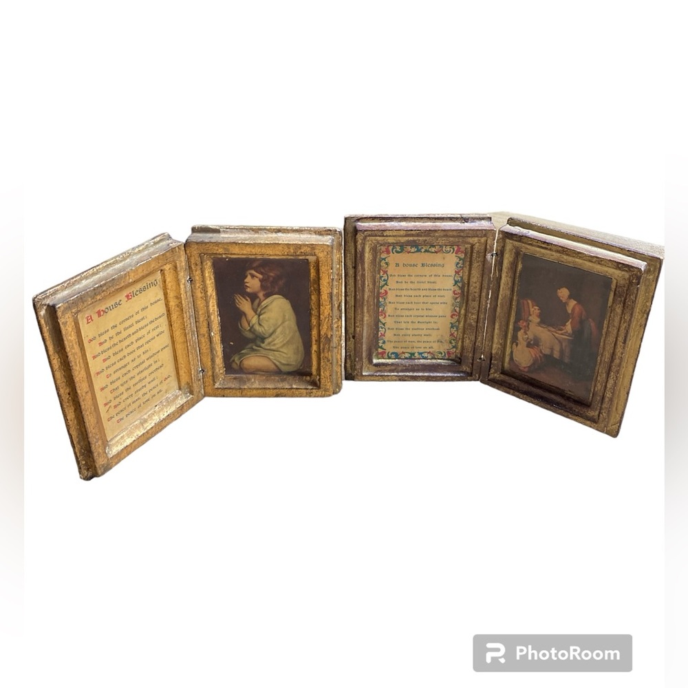 Italian Florentine wood gold gilt folding books.
